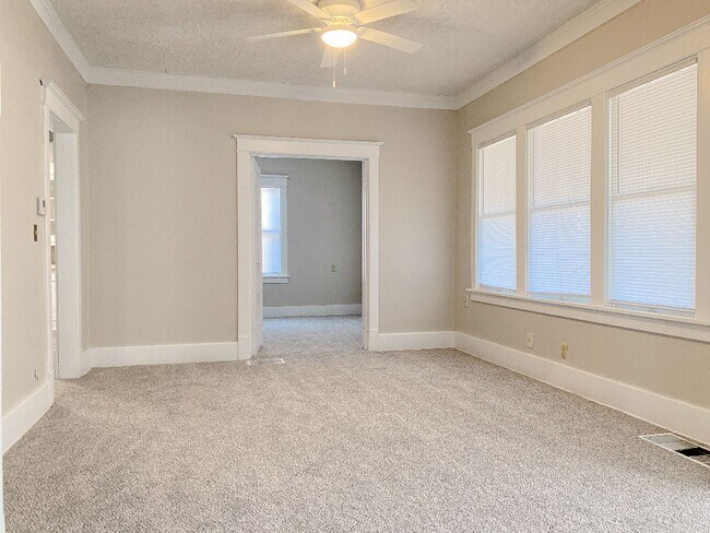 Photo - 2436 Laurel Ave N