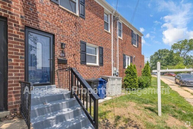 Building Photo - 46 Ancell St Rental