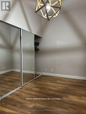 Photo - 700 King St W Unité 904