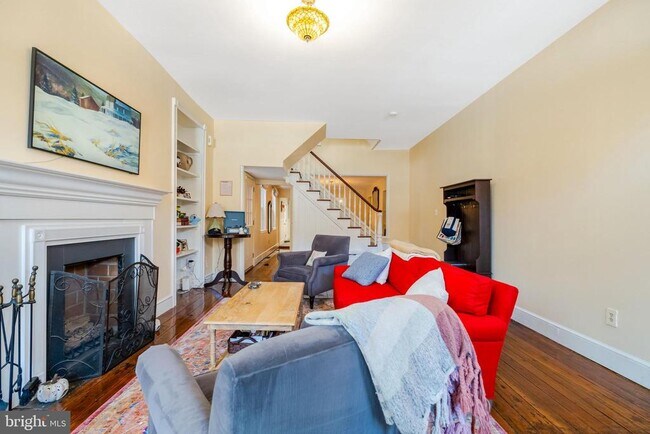 Photo - 908 S Front St