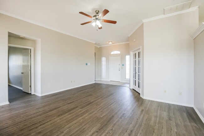 Photo - 600 NE 20th St