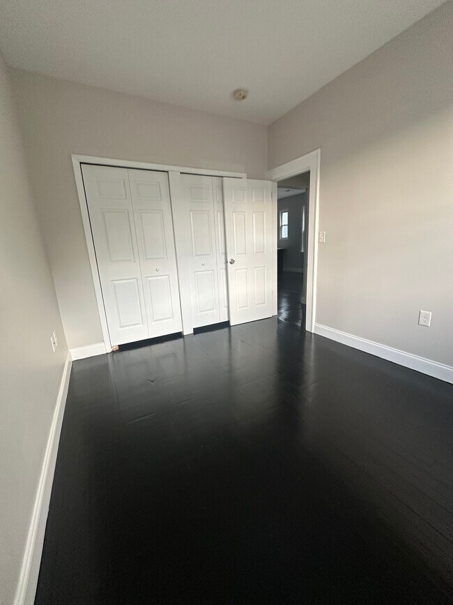 Photo - Union Ave Unit 2R