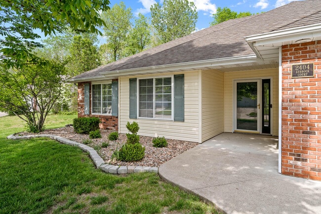 2404 Lubbock Ct