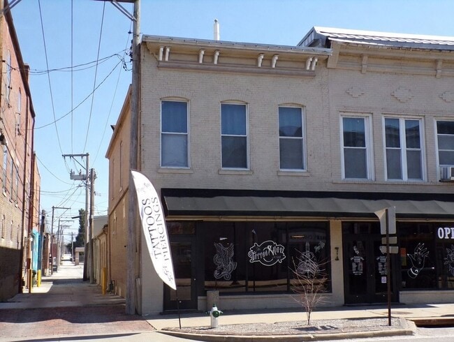 Photo - 316 Main St Unidad E