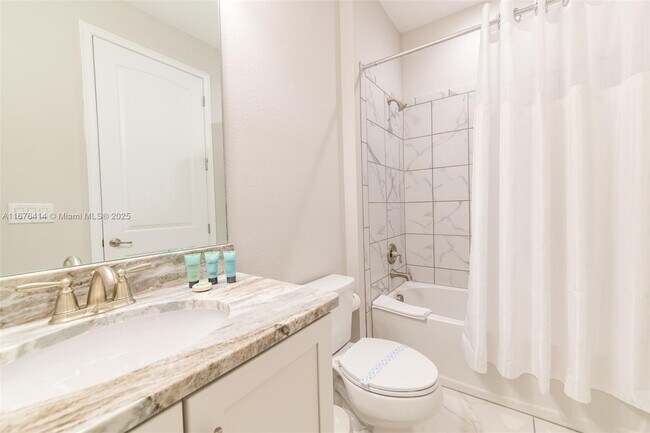 Photo - 291 Burma St