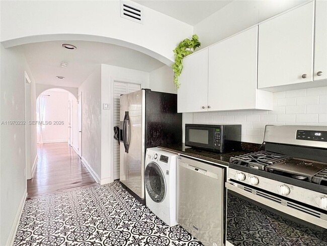 Photo - 1027 Euclid Ave Unidad 1