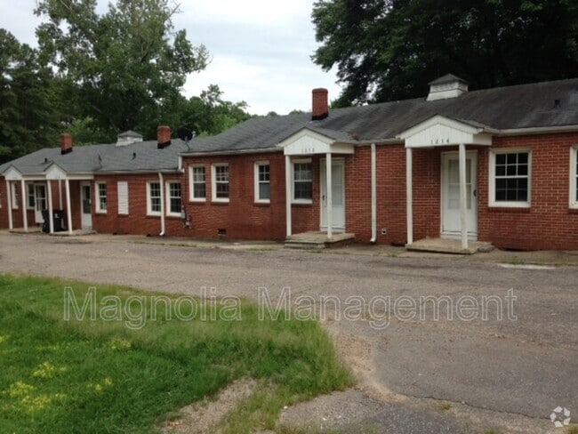 Building Photo - 1214 Parham St Unit 1 Rental