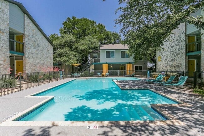 Building Photo - Chestnut Park Rental