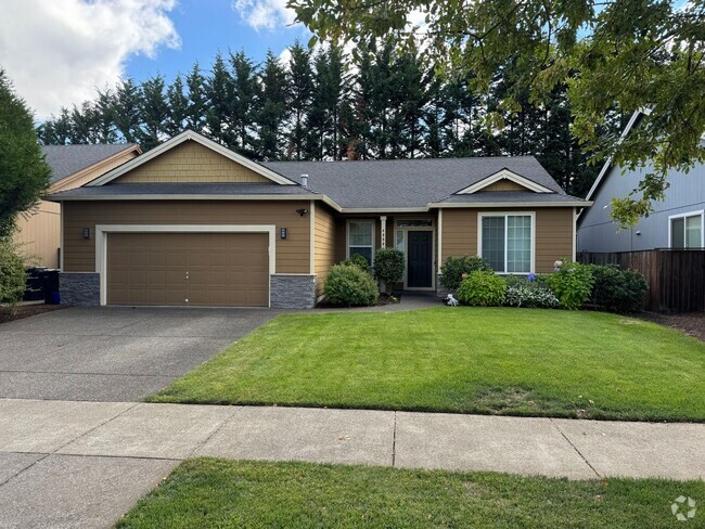 Building Photo - 3 Bedroom 2 Bath House in West Eugene Area