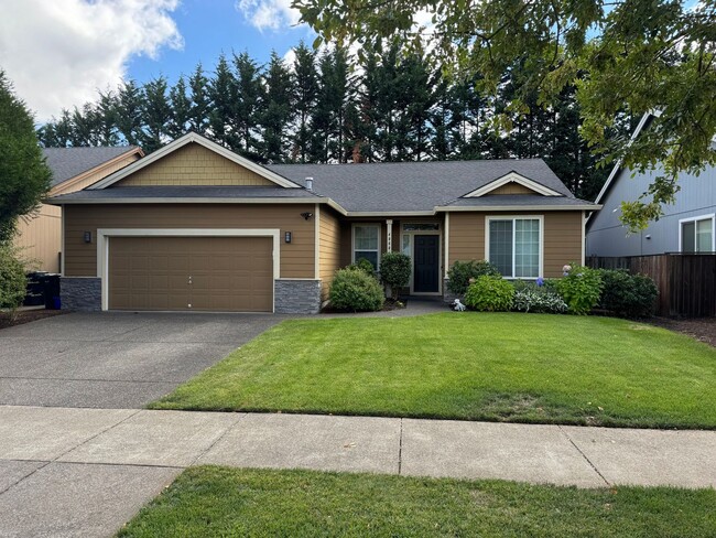 3 Bedroom 2 Bath House in West Eugene Area - 3 Bedroom 2 Bath House in West Eugene Area