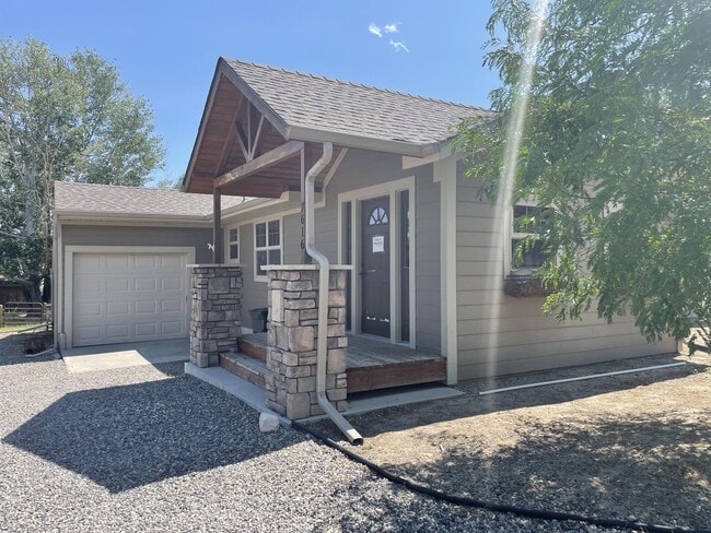 Photo - 7616 Hesper Rd