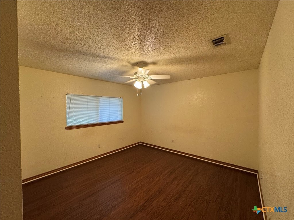 Photo - 2740 Maple Tree Rd