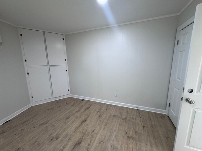 Photo - Newly Remodeled 1 bed 1 bath in Murray Unit 904 Coldwater Road #5