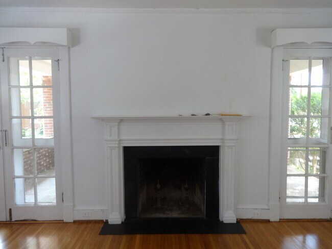 Photo - 1535 Gordon Ave Unidad Apt #A/B