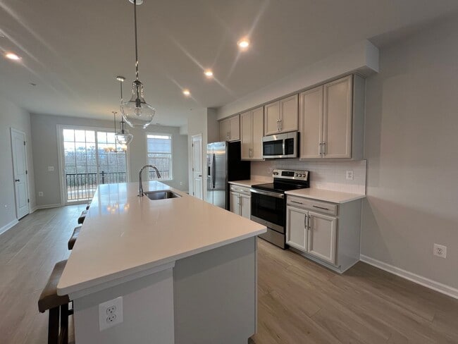 Photo - 13292 Coalfield Station Ln