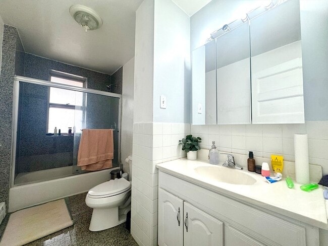 Photo - 260 Aspinwall Ave Unit 2