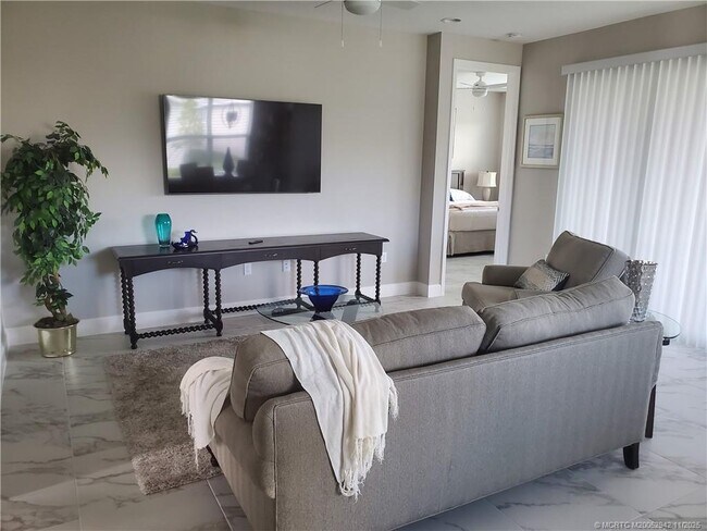 Photo - 11826 SW Oceanus Blvd