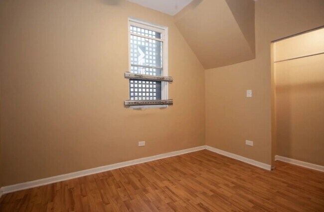 Photo - 5005 W Chicago Ave Unit 5005 West Chicago Ave