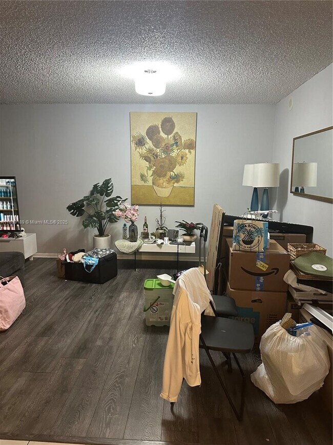 Photo - 17500 N Bay Rd Unidad S604