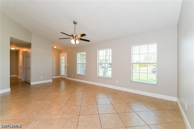 Photo - 929 SW 31st St