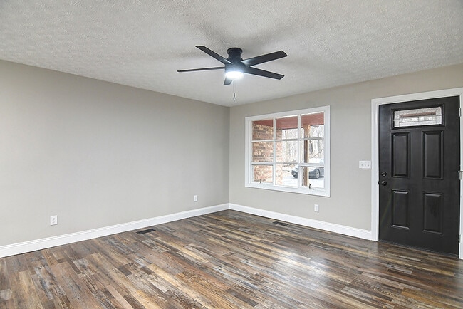 Photo - 1209 Nutwood Dr