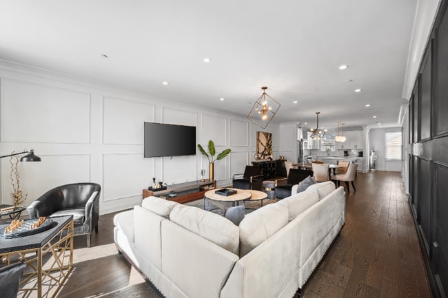 Photo - 1028 Wedgewood Ave