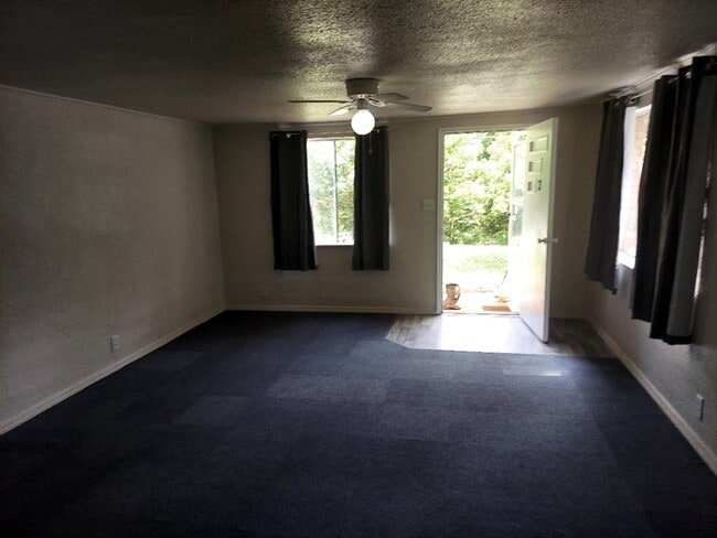 Photo - 2 Bedroom 1 Bathroom