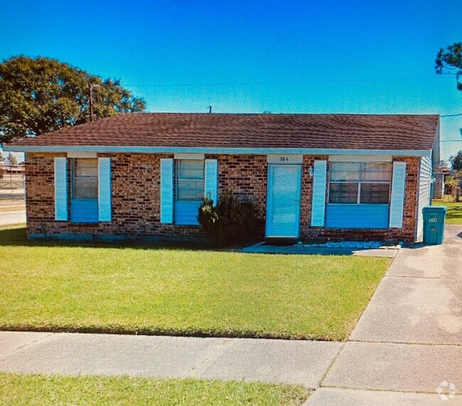 Building Photo - 384 Layman St Rental