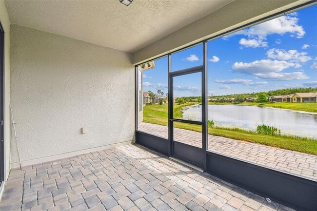 Photo - 829 Grand Canal Dr