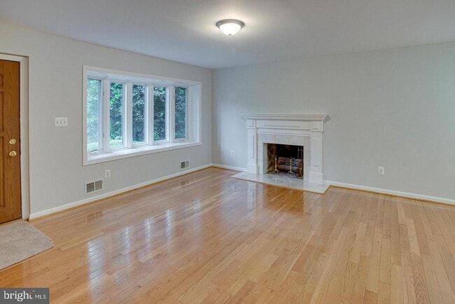 Photo - 12026 Waples Mill Rd