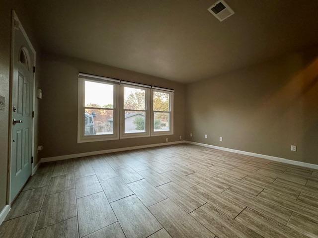 Photo - 15 Nantucket Dr