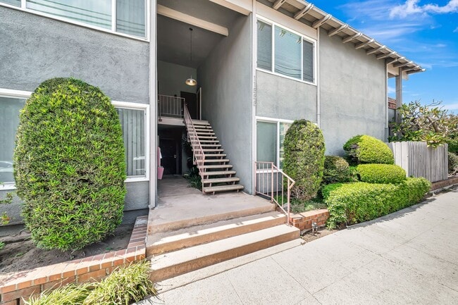 11555 Nebraska Ave Unit 5