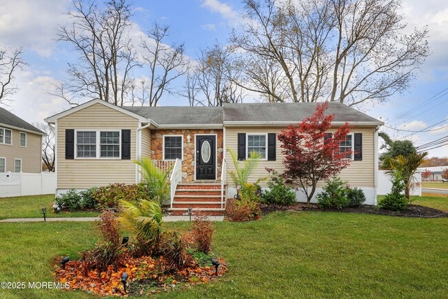 Photo - 58 Richardson Ave