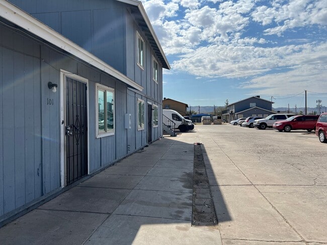 Photo - A577 Unit 1625-101