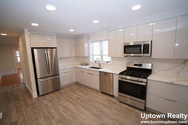 Photo - 59 Walnut St Condo Unit #59a