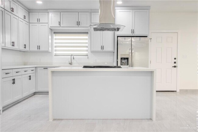 Photo - 23 Cassandra St Casa Adosada