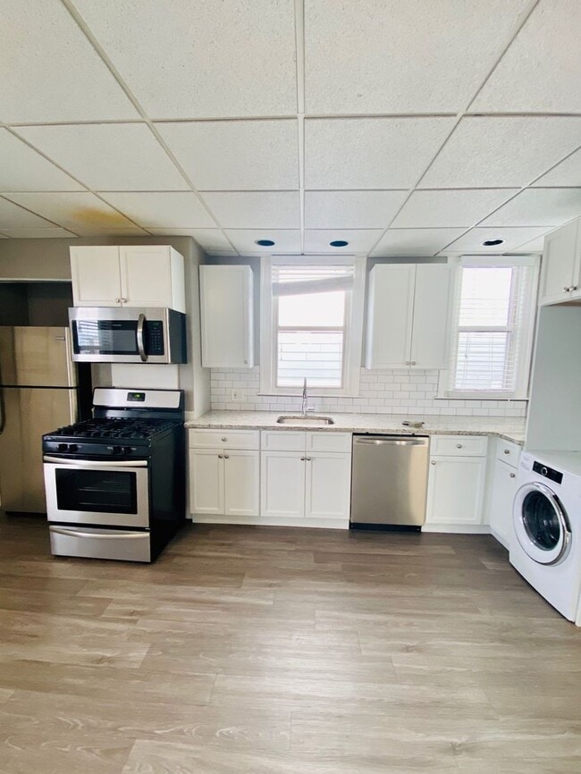 Photo - 346 Chelsea St Unit 3