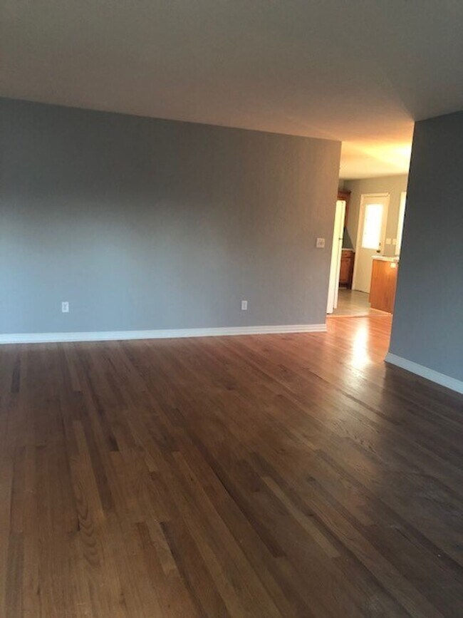 Photo - Adorable 3 Bed | 1 Bath + Bonus Room in Mayfair Heights - ALL Appliances Included