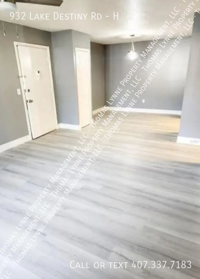 Photo - 932 Lake Destiny Rd