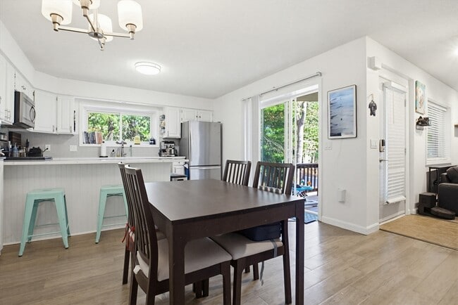 Photo - 49 Captain Eames Cir Unit 49