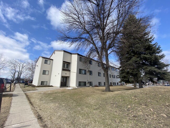 Building Photo - 1111 N 39th St Unit #1111