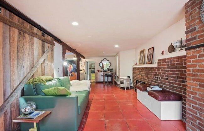 Photo - 1471 McAllister St