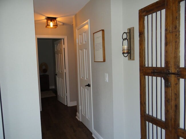 Photo - Charming 3-Bed, 2-Bath Pool Home in Desirable Winter Springs