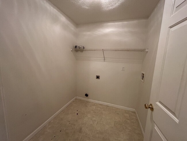 Photo - Apartment for Rent Unit 123