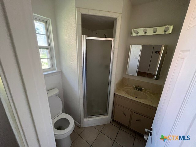 Photo - 1700 Standridge St