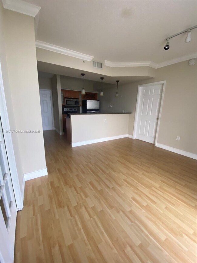 Building Photo - 1 Glen Royal Pkwy Unit 709 Rental