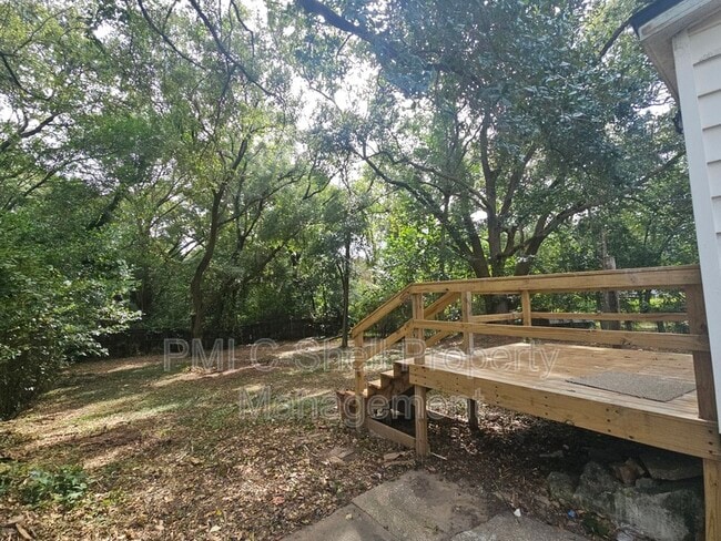 Photo - 217 Willow St