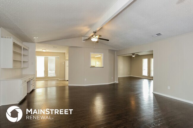 Photo - 1108 Shadywood Ln