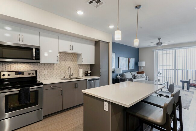 Photo - 950 E 3rd St Unit 4306