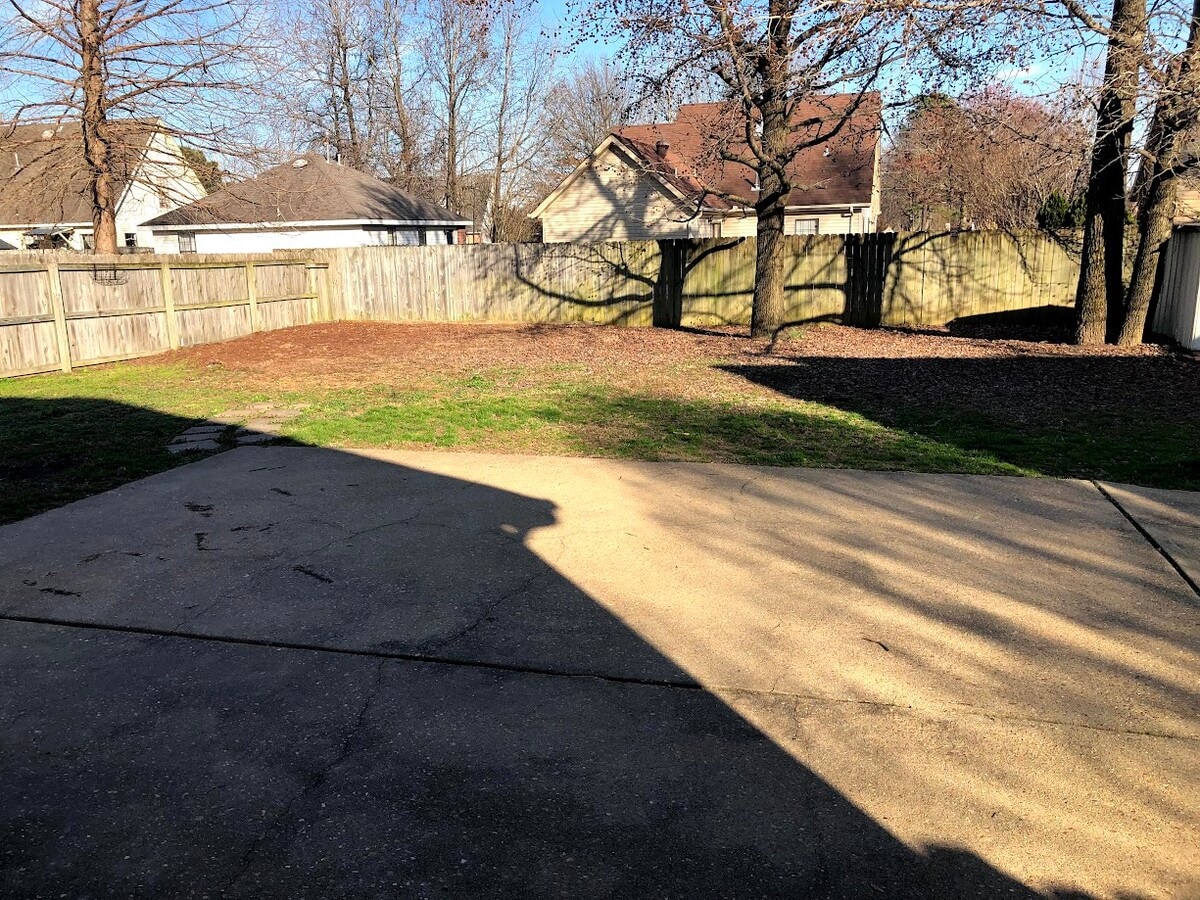 Photo - 4704 Sams Pl